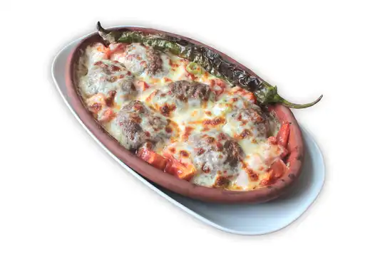Kiremit Köfte Kaşar  / Meat Balls with Kashar Cheese on the clay tile