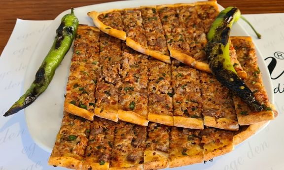 Special Pide / Special Flat Bread 